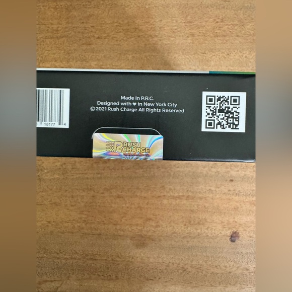 NIB Rush Charge Android 2400 mAh Power Bank Emergency Charge Anywhere Battery - Picture 5 of 5